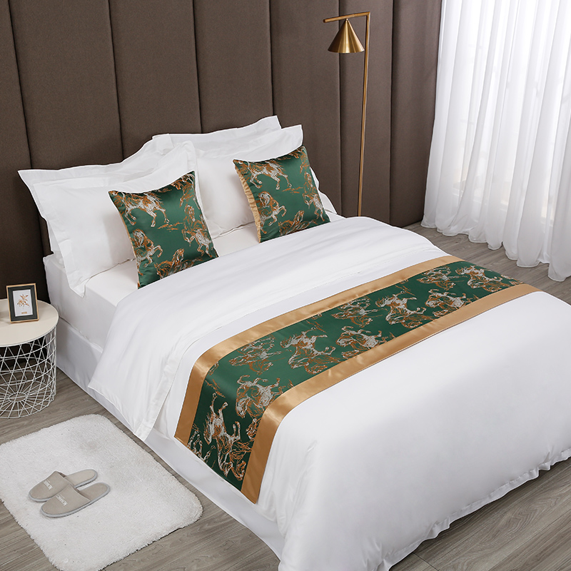 Sciarpa decorativa per letto